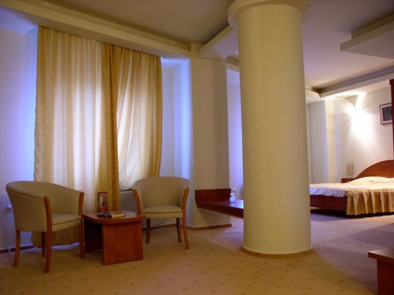 Hotel Rex Tulcea Exterior foto