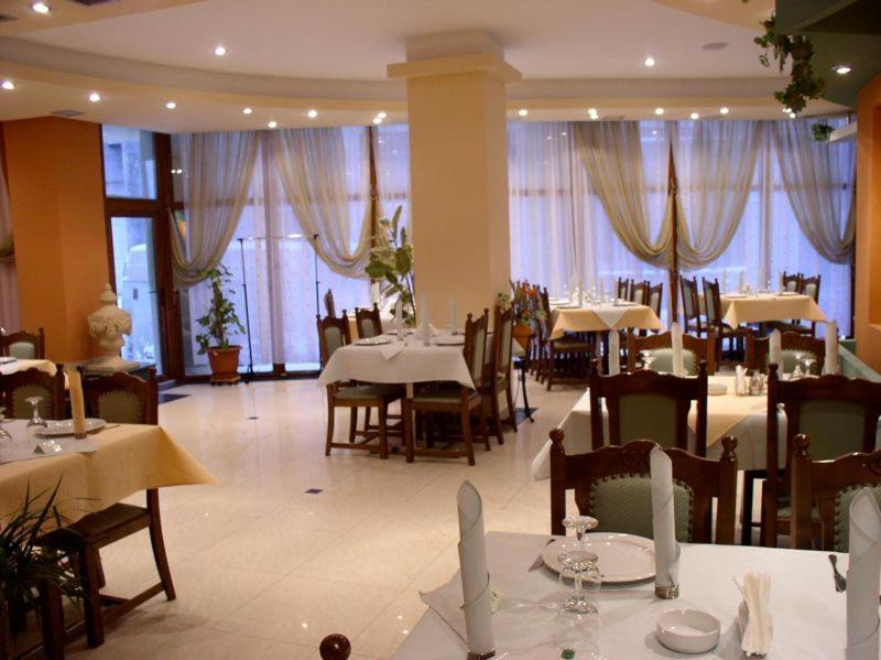 Hotel Rex Tulcea Exterior foto